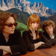 Oracle Sisters Share New Single Ahead of Newly Announced Album