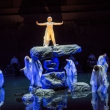 BWW Review: Satoshi Miyagi's Entrancing Staging of ANTIGONE Arrives From Japan