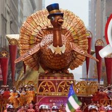 Wake Up With BroadwayWorld November 27, 2025- Revisit Thanksgiving Day Parade Perform