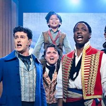 Video: LES MISERABLES - THE ARENA CONCERT SPECTACULAR Cast Performs 'One Day More' on THE TONIGHT SHOW