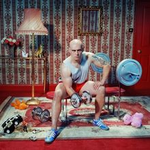 ROBERT ICKE'S MANHUNT Full Cast Announced At Royal Court Theatre