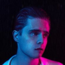 Devin Kennedy Releases New Single 'Fine Wine' & Announces Debut Album