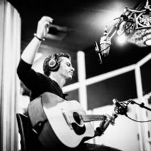 Eric Hirshberg Shares Video for 'I Just Want To Be Here'