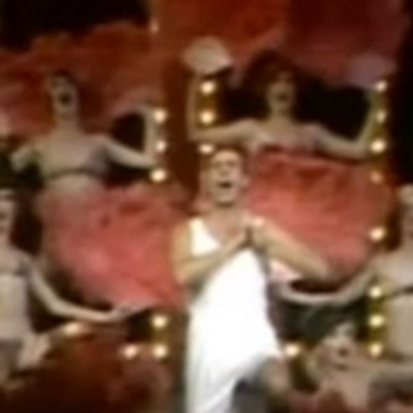 VIDEO: On This Day, June 3- CHICAGO Opens On Broadway Photo