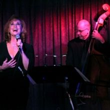 BWW Review: Raissa Katona Bennett Commands the Stage in CAN'T HELP SINGING - THE MUSI