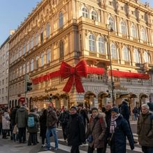 Feature: Celebrate the Holidays With 7 Cabaret Shows in NYC