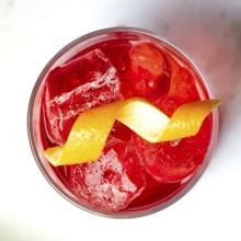 BEEFEATER LONDON DRY GIN for a Valentine's Day Negroni