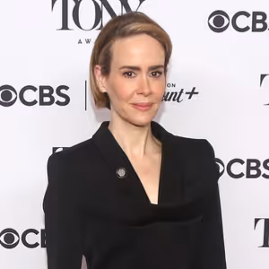 Listen: Sarah Paulson Calls Out Trish Hawkins For Criticizing Her Performance in…