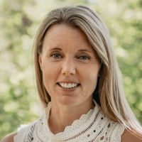 Author Anne Helen to Host New HGTV TOWNSIZING Podcast