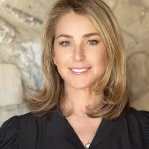 Listen: LITTLE KNOWN FACTS with Ilana Levine and Special Guest, Peri Gilpin