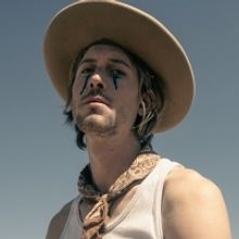 Cale Tyson Releases Video For New Song 'Alone'