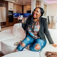 The Design Network Announces New Series CELEBRITY HOUSE SITTING