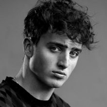 Benson Boone Releases Wide-Eyed New Single 'Room for 2'