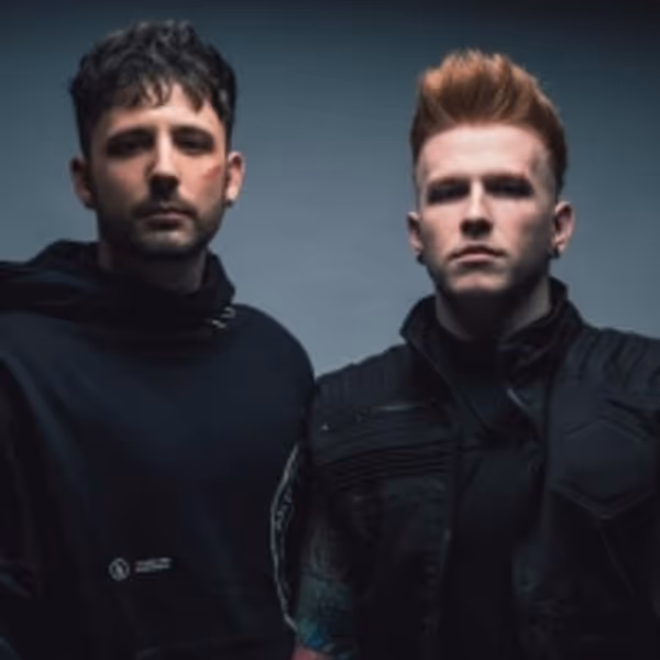 FROM ASHES TO NEW Announce New Album 'BLACKOUT' Photo