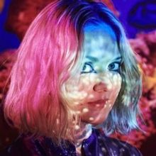 Kate Davis Announces New Album 'Fish Bowl'