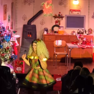 Review: WHO'S HOLIDAY A CHRISTMAS MASTERPIECE OPENS IN KANSAS CITY at The Ruby Room
