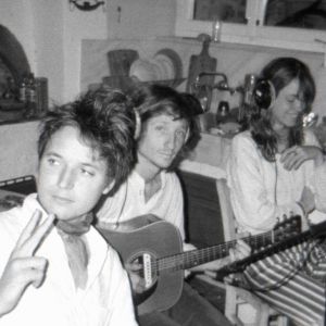 Video: Oracle Sisters Share New Video for 'Ruby On The Run'