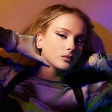 Australian Alt-Pop Artist CHYMES Announces New EP 'Karma'