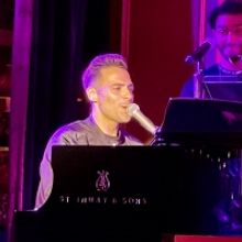 BWW Review: MICHAEL MOTT & FRIENDS Makes You Want to Get Up On Your Feet at 54 Below