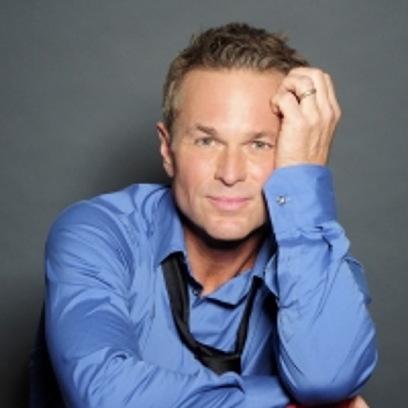 Wake Up With BWW 3/11: ROCK OF AGES Reunion Concert Announced, and More!  Image