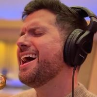 Exclusive: Mauricio Martínez and Casey Elliott Perform Original Duet in BROTHERHOOD… Video