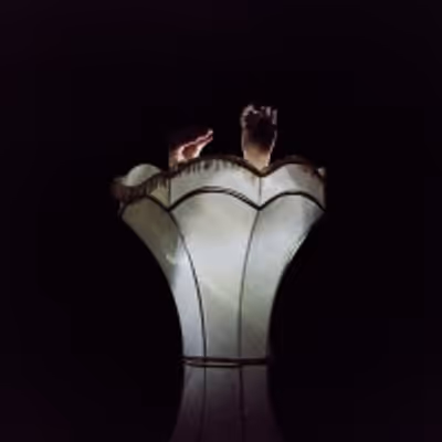 EDINBURGH 2019: BWW Review: SWALLOW THE SEA CARAVAN THEATRE, Summerhall