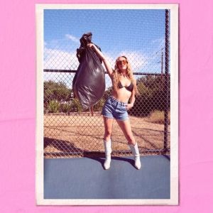 Emily Monsen Unveils New Single 'Throw The Man Away'