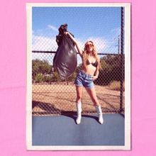 Emily Monsen Unveils New Single 'Throw The Man Away'