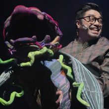 In LITTLE SHOP OF HORRORS, Sets and Puppetry Navigate Its Dark Themes