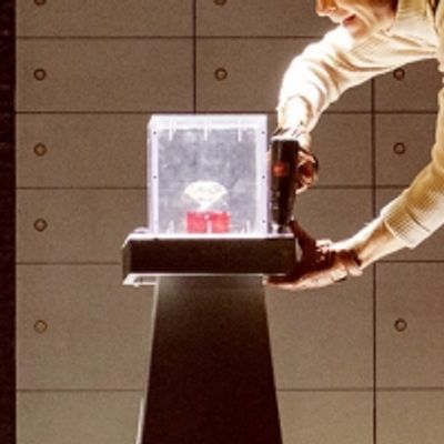 BWW Review: THE COMEDY ABOUT A BANK ROBBERY at TURKU CITY THEATRE