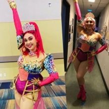 EMOJILAND Superfan Saves the Day with BroadwayCon Cosplay!
