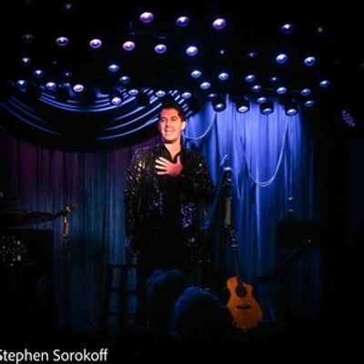 Photos: Anthony Nunziata’s Holiday Concert Plays the Laurie Beechman Theatre