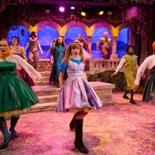 Review: CONSTELLATION THEATRE COMPANY'S HEAD OVER HEELS at Source Theatre