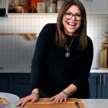 Rachael Ray's MEALS IN MINUTES and GLOBAL SOUP KITCHEN Return in May