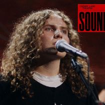 Video: Annabelle Dinda Performs for 'Sound Check' at Cherry Lane Theatre Series