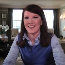 VIDEO: Kate Flannery Did All Her Own Stunts as Meredith on THE OFFICE