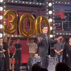 Video: A BEAUTIFUL NOISE Cast Celebrates 300 Performances on Broadway