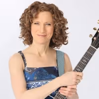 Children's Musician Laurie Berkner's New Single Teaches About Money Video