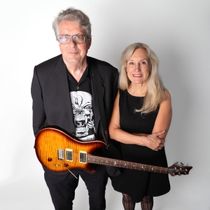 Blues Challenge Winners Bees Deluxe Sting to Perform At Daryl's House Club