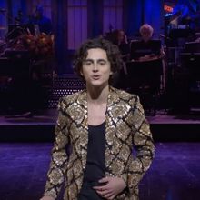 Video: Watch Timothée Chalamet Sing and Rap in SATURDAY NIGHT LIVE Monologue