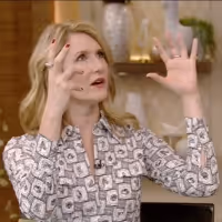 VIDEO: Laura Dern Talks About Her Cameo in ALICE DOESN'T LIVE HERE ANYMORE On LIVE…