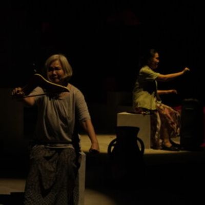 Review:  How KETIKA NALAR BERTANYA Bridges Generational Trauma