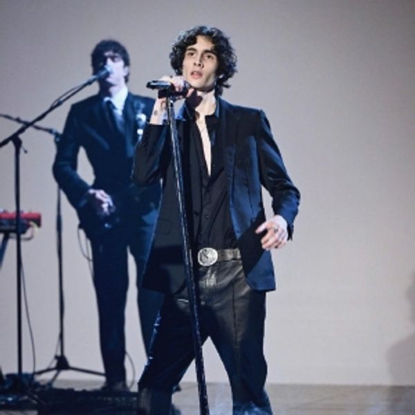 Video: Watch Sombr Make Late Night TV Debut on THE TONIGHT SHOW Photo