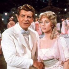 IT: WELCOME TO DERRY Showrunners Share Why THE MUSIC MAN is Featured in the New Serie