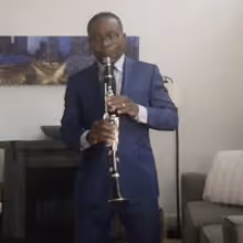 VIDEO: Anthony McGill Brings #TakeTwoKnees Campaign to Lincoln Center's Memorial For…