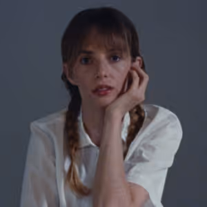 Maya Hawke To Make Off Broadway Debut In Sarah Ruhl's EURYDICE At Signature Theatre