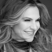 Chrissy Metz and Shoshana Bean Join Gay Men's Chorus of Los Angeles Anniversary Conce