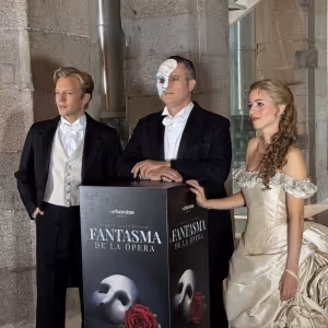 PHOTOS: Los protagonistas de EL FANTASMA DE LA ÓPERA inauguran temporada con un acto…
