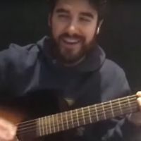 VIDEO: Darren Criss Performs Acoustic "Being Alive" For THE ROSIE O'DONNELL SHOW… Video