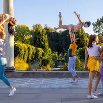 MAD ABOUT THE BOY to Return to Untermyer Park and Gardens with Tom Gold Dance